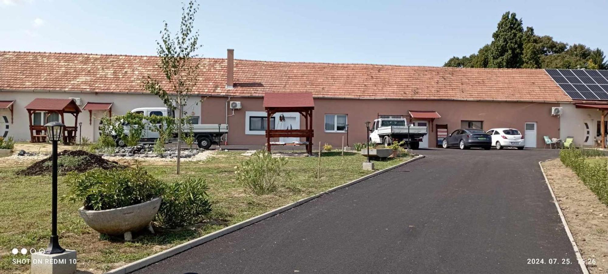Aba-Boebe Vendeghaz Lägenhet Zalaszentivan Exteriör bild