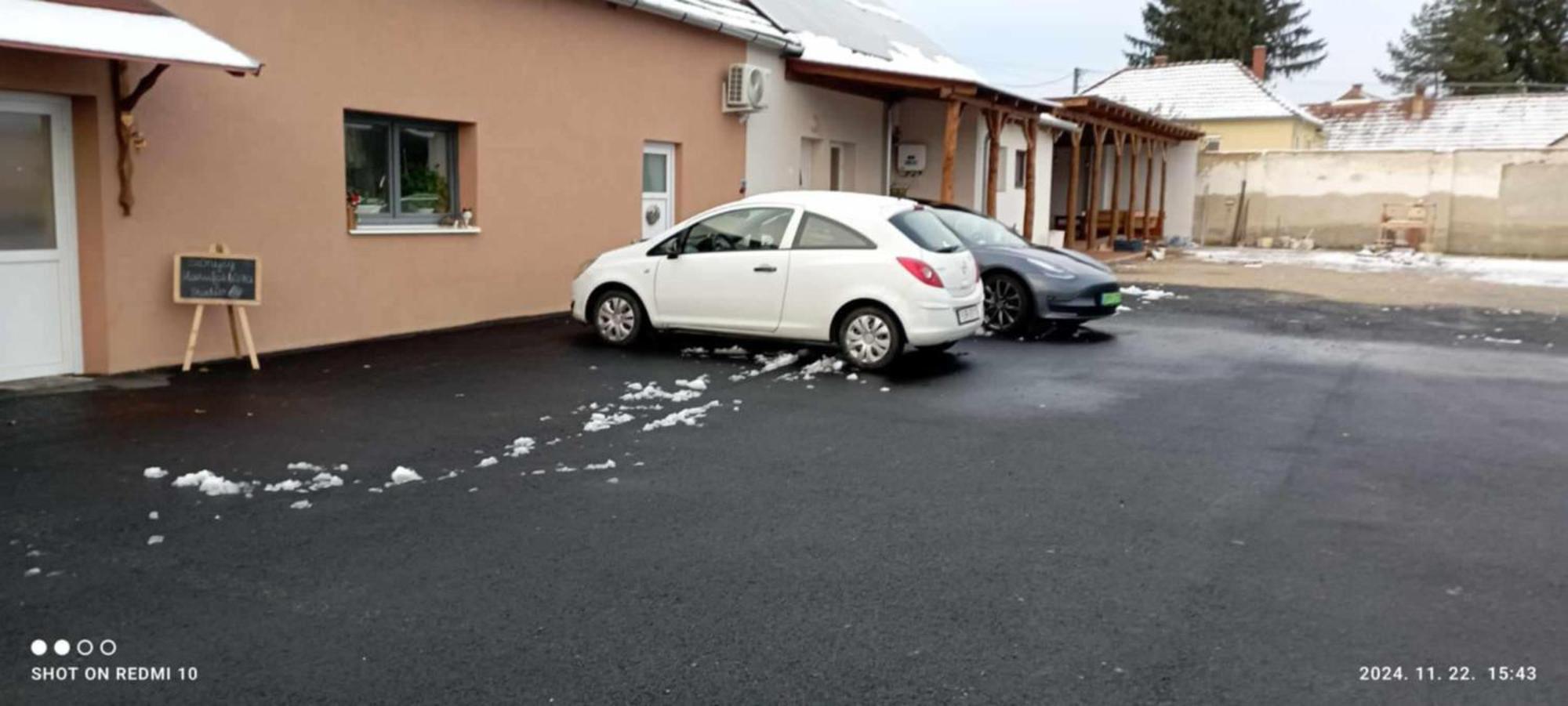 Aba-Boebe Vendeghaz Lägenhet Zalaszentivan Exteriör bild
